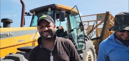 Colheita mecanizada e profissionais qualificados nos canaviais da Usina Santo Antonio, Alagoas