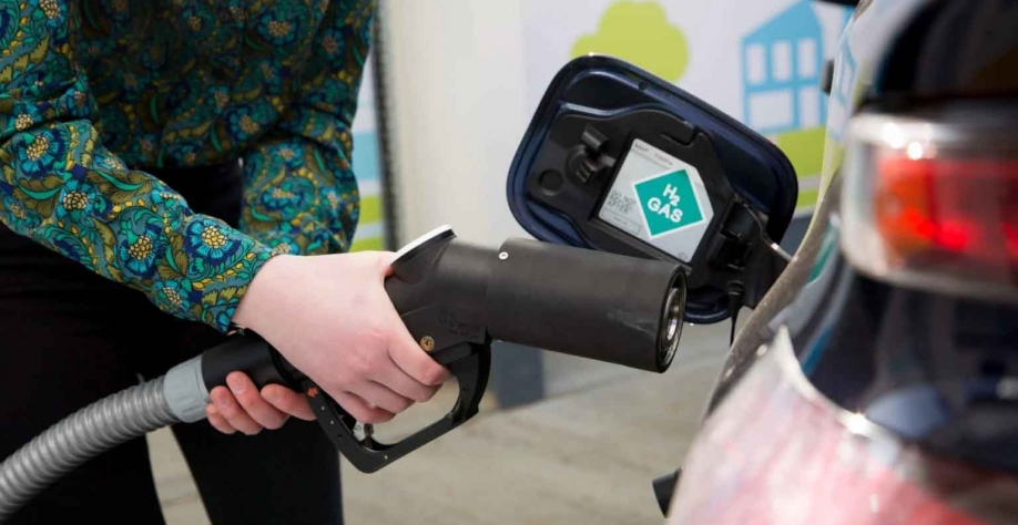 Estação de reabastecimento de hidrogênio da Shell, em Cobham, na Inglaterra (Foto: Divulgação)