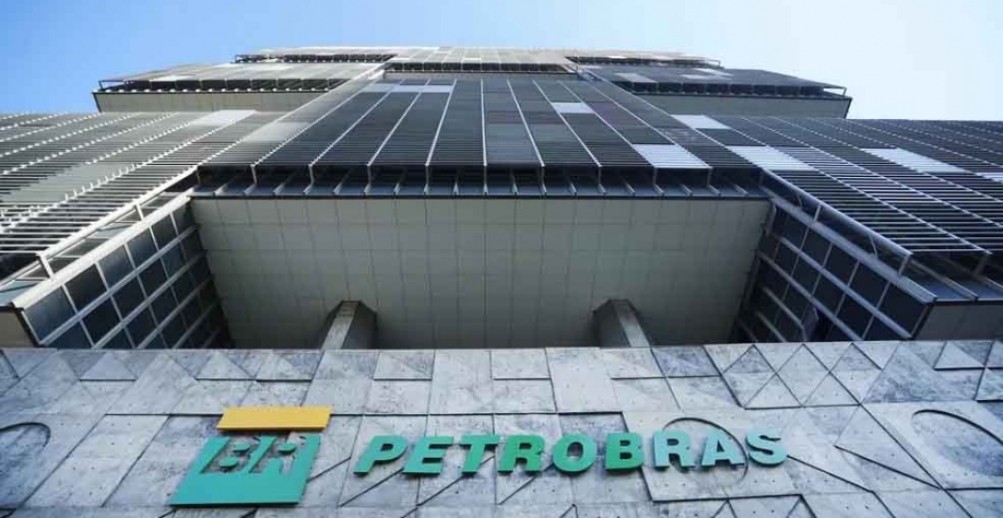 Edifício-sede da Petrobras, no centro do Rio — Foto: Marcos Serra Lima/g1