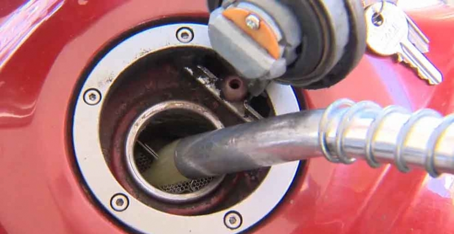 Acelen anuncia aumento nos preços da gasolina e diesel vendidos para distribuidoras de combustíveis na BA — Foto: Reprodução/TV Gazeta