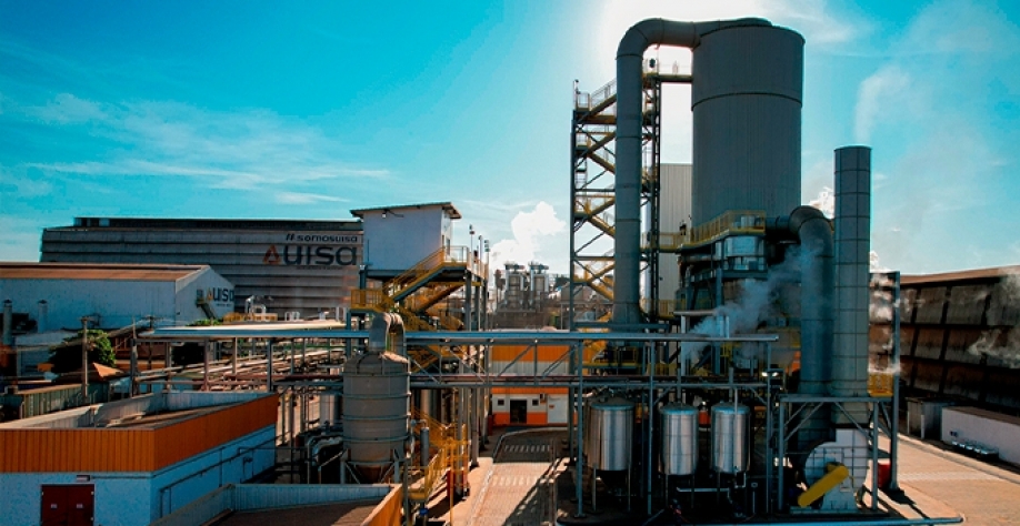 Unidade de processamento de cana da UISA em Nova Olímpia,MT