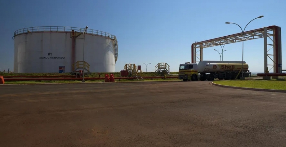 Raízen vendeu 1,41 milhão de metros cúbicos de etanol, queda de 17,6% na comparação anual — Foto: Divulgação/Raízen