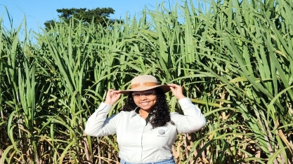 Débora Alves, da Adecoagro, será debatedora no 12º Encontro Cana Substantivo Feminino