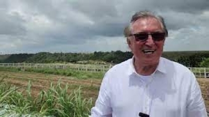 Edilson Maia planta cana utilizando mulching