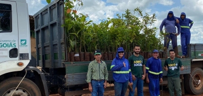 CRV Industrial faz a doação de 500 mudas para a Emater