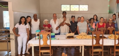 Alcoolvale promove café da manhã no Lar dos Idosos