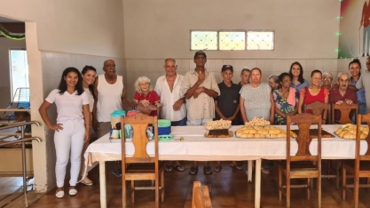 Alcoolvale promove café da manhã no Lar dos Idosos