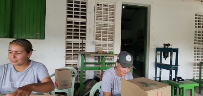 Papelaço, Arte em Coco, Corte e Costura, Bordado. Sustentabilidade em alta na Cooperativa Pindorama