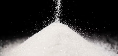 Açúcar passa por correção após subir ao maior valor em duas semanas