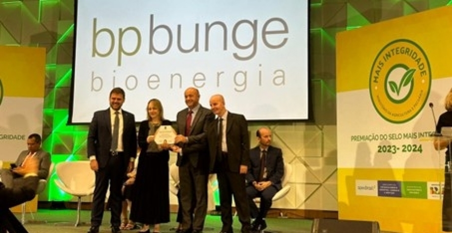 Equipe da BP Bunge Bioenergia na cerimônia de entrega do Selo, em Brasília/DF