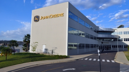 John Deere anuncia novos investimentos no Brasil