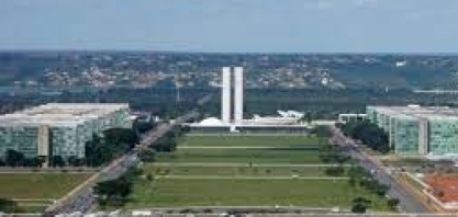 Duelo entre híbridos e elétricos invade Planalto em lançamento de regras para o setor automotivo