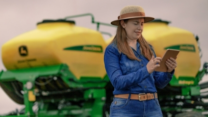 JONES e John Deere lançam treinamento para formar criadores de conteúdo e influenciadores com foco no Agro