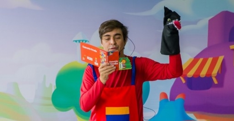 Projeto Baú Mágico promove a leitura para crianças e adolescentes em cidades paulistas