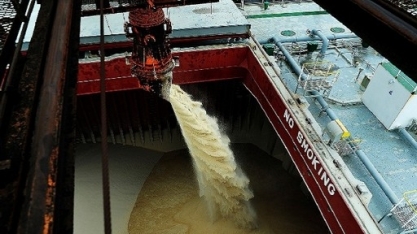 Diminui volume de açúcar programado para embarques nos portos do país