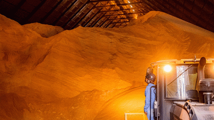 Açúcar bate mínima de 1 ano e meio com crescente produção no CS do Brasil