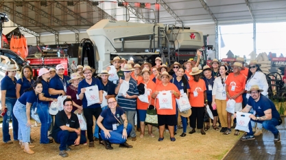 Massey Ferguson promove ação social com a Casa do Vovô na Agrishow