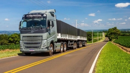 Volvo coloca no mercado caminhão que pode rodar com biodiesel puro
