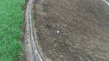 Usina Santo Antonio, em Alagoas, utiliza drones para realizar o manejo da cana nas áreas de encosta