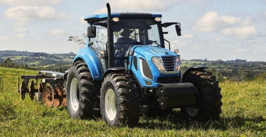 Indústrias asiáticas de máquinas agrícolas querem o mercado interno do país. Divulgação_LS