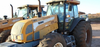 Usina Santa Terezinha leiloa máquinas agrícolas e veículos