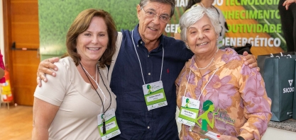 Raffaella Rossetto, Octávio Valsechi e Márcia Mutton estão no livro “Cana de Tudo: do Açúcar ao Infinito