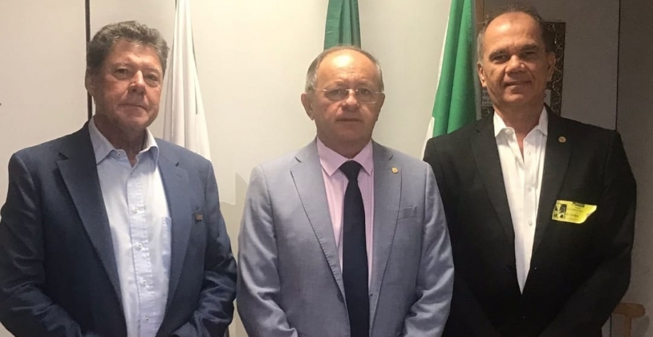 Paulo Leal (pres Feplana), deputado Benes Leocádio (relator do PL) e Alexandre Andrade Lima (vice-pres Feplana)