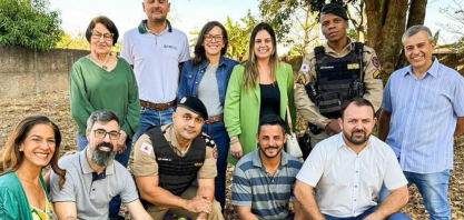Projeto Plantando Sorrisos: Cerradão e UEMG ensinam alunos sobre plantio e meio ambiente