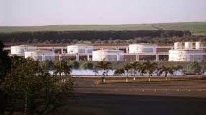 Estoques totais de etanol em poder das usinas do Centro-Sul apresentam aumento anual