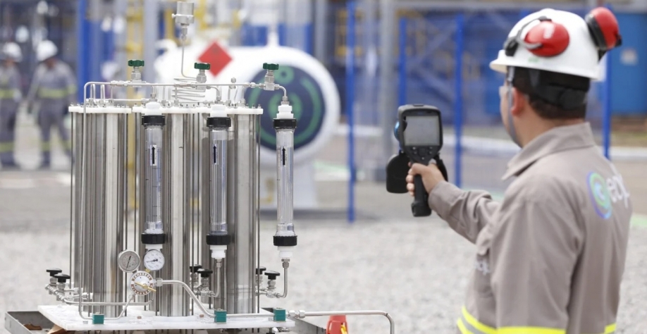 Primeira planta de hidrogênio verde do Brasil, da EDP, na UTE Pecém (Foto: José Wagner/Governo do Ceará)