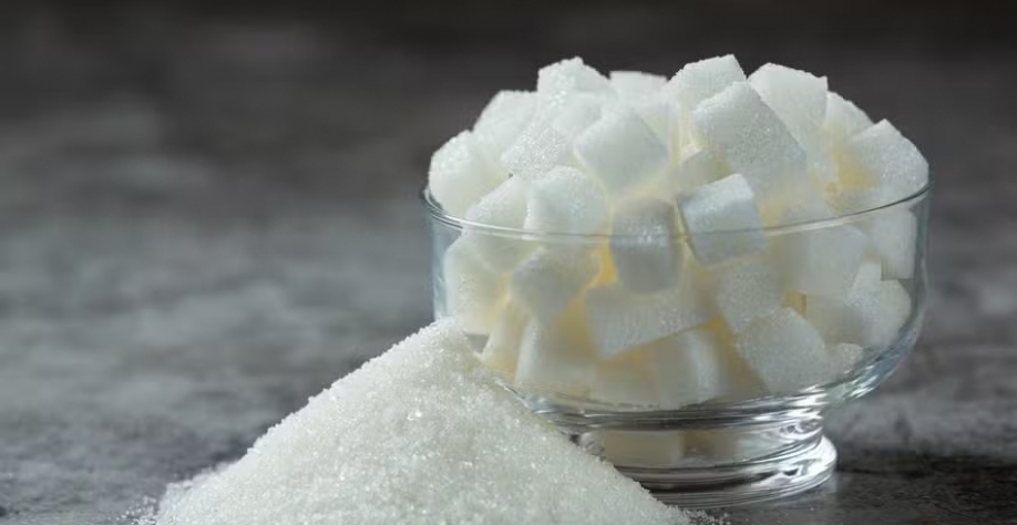 Compradores continuam negociando quantidades reduzidas de açúcar, de acordo com a necessidade imediata — Foto: Freepik