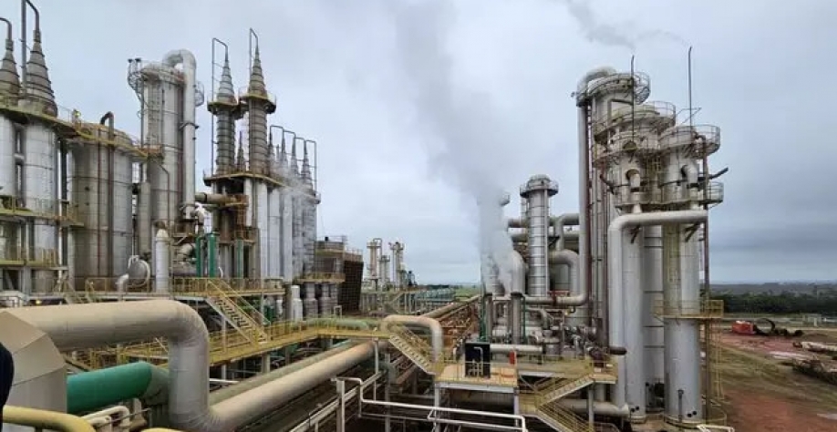 Usina Adecoagro, em atividade no município sul-mato-grossense de Ivinhema. (Foto: Divulgação/Semadesc) - CREDITO: CAMPO GRANDE NEWS