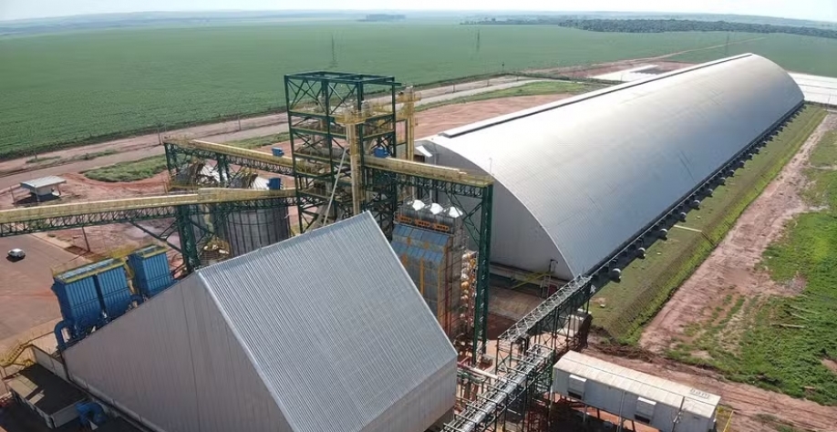 Usinas de etanol de milho garantirão abastecimento do país — Foto: Cerradinho / Divulgação