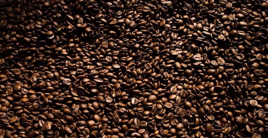 Agentes voltaram a precificar o quadro crítico para a oferta de café no Vietnã — Foto: Wenderson Araujo/CNA