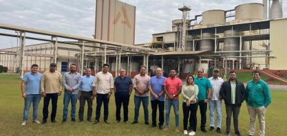 Representantes da Asplan conhecem a fábrica da maior empresa de biotecnologia do mundo