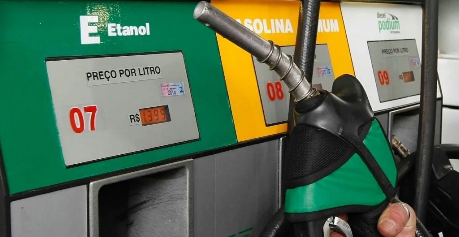 Bomba de etanol em posto de combustíveis (Foto: Divulgação Biosul)