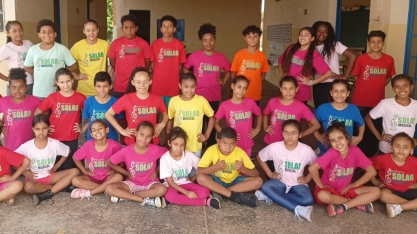 Coordenação do Solar Musical faz entrega de camisetas