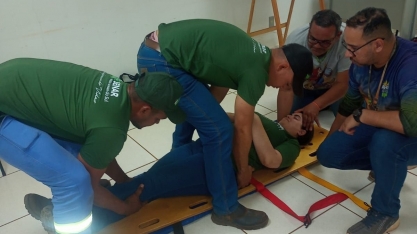 Alcoolvale: Colaboradores passam por treinamento de primeiros socorros