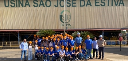 Alunos de Borborema visitam Usina Estiva para saber mais sobre a eletricidade