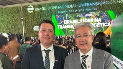 Jalles participa de evento que sanciona Lei do Combustível do Futuro