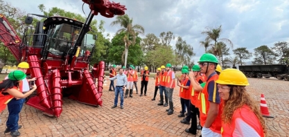 Jalles recebe visita de influenciadores