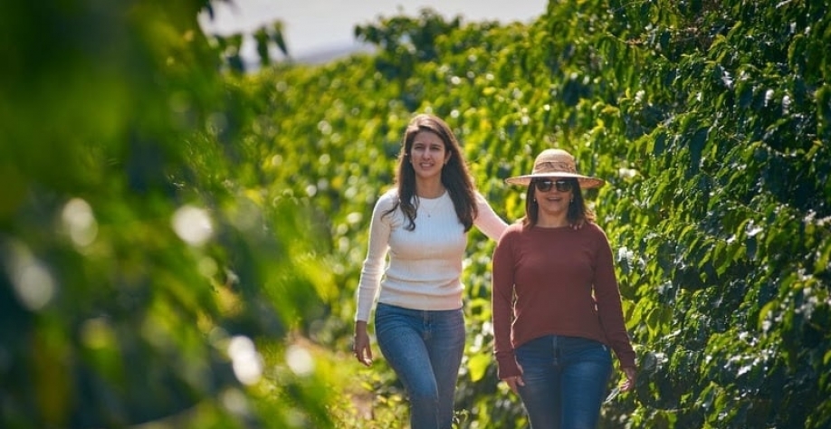 Vanessa Moreno Cintra (à esquerda) com sua mãe, Roseli. (Foto: Divulgação)