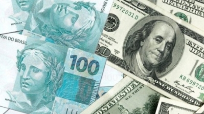 Dólar: Moeda deve chegar aos R$ 6 até o final do ano?