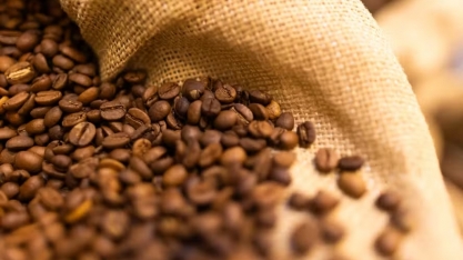 Café continua em forte alta na bolsa de Nova York