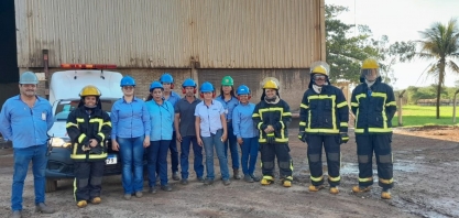 Brigadistas realizam simulado na Alcoolvale