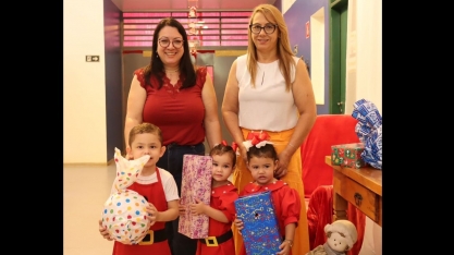 Enersugar contribui com a distribuição de brinquedos para o Natal em Ibirarema