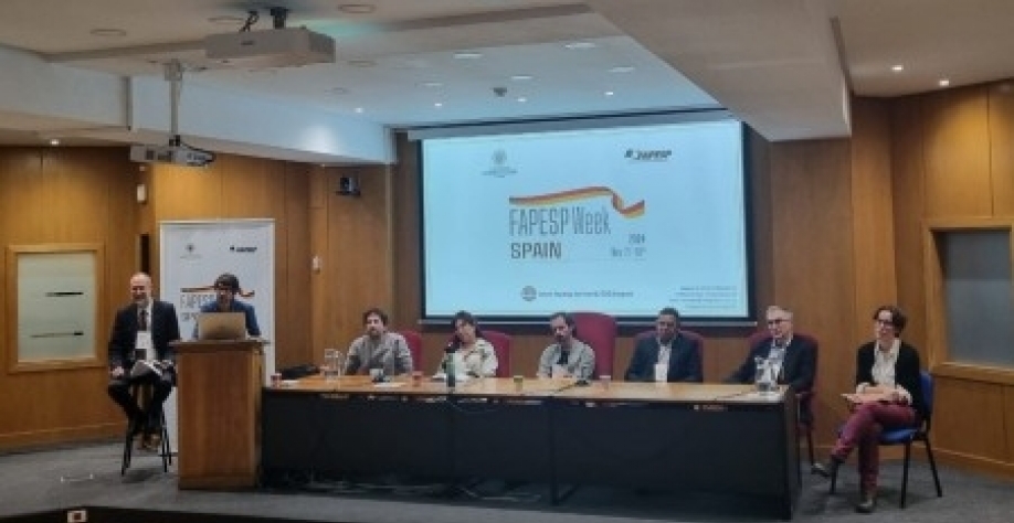 Antonio Mauro Saraiva (USP); Ignacio Belda Aguilar (UCM); Miguel Berdugo (UCM); Barbara Janet Teruel Medeiros (Unicamp); Pablo Garcia Palacios (ICA); Rouverson Pereira da Silva (Unesp); José Alexandre Melo Demattê (USP) e Irene Borra (ICA-CSIC) (foto: Elt