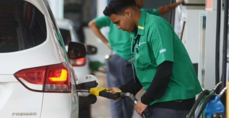 DF lidera alta no preço da gasolina entre unidades da Federação. Média foi a R$ 6,24/litro, segundo a Ticket Log - (crédito: Ed Alves/CB/D.A Press)