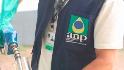 ANP recebe doação de equipamento que permite detectar teor de biodiesel e metanol em campo