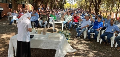 Alcoolvale encerra safra 2024/2025 celebrando recorde de produtividade